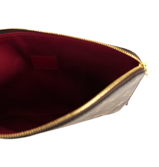 Limited Edition Etui Voyage Bag
