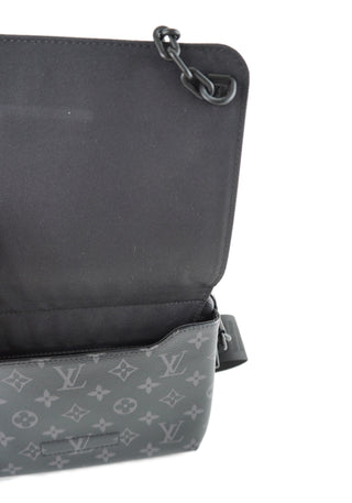 Steamer Messenger Bag