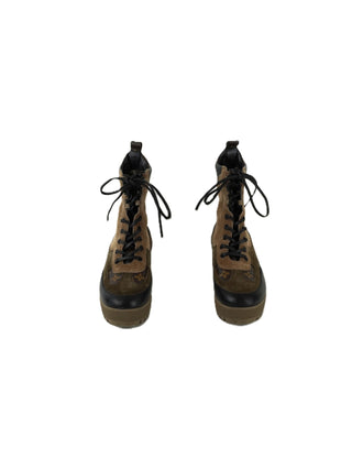 Laureate Platform Desert Boots