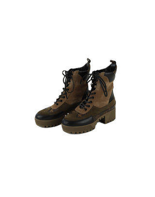 Laureate Platform Desert Boots