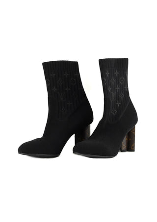 Silhouette Ankle Boots