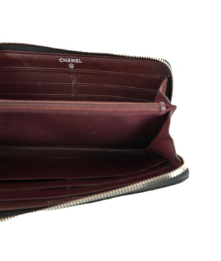 Classic Long Zipped Wallet