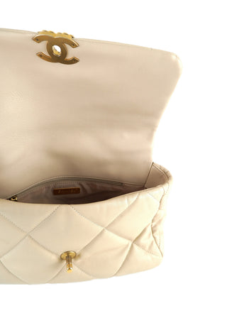 19 Flap Bag