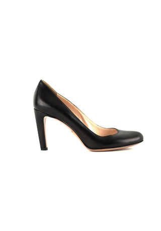 Round-Toe Pumps